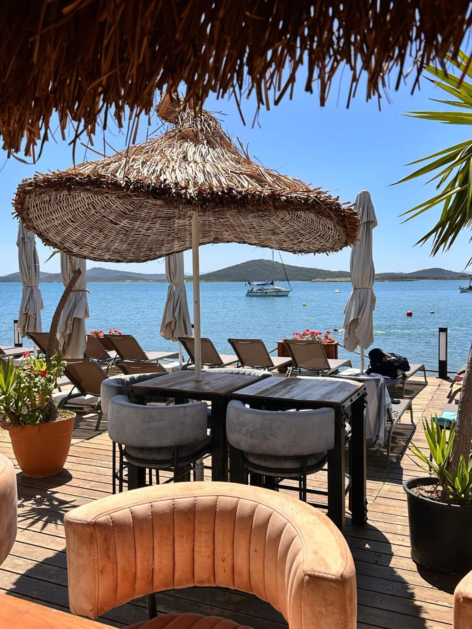 Cunda Panorama Otel Ayvalı Exterior foto